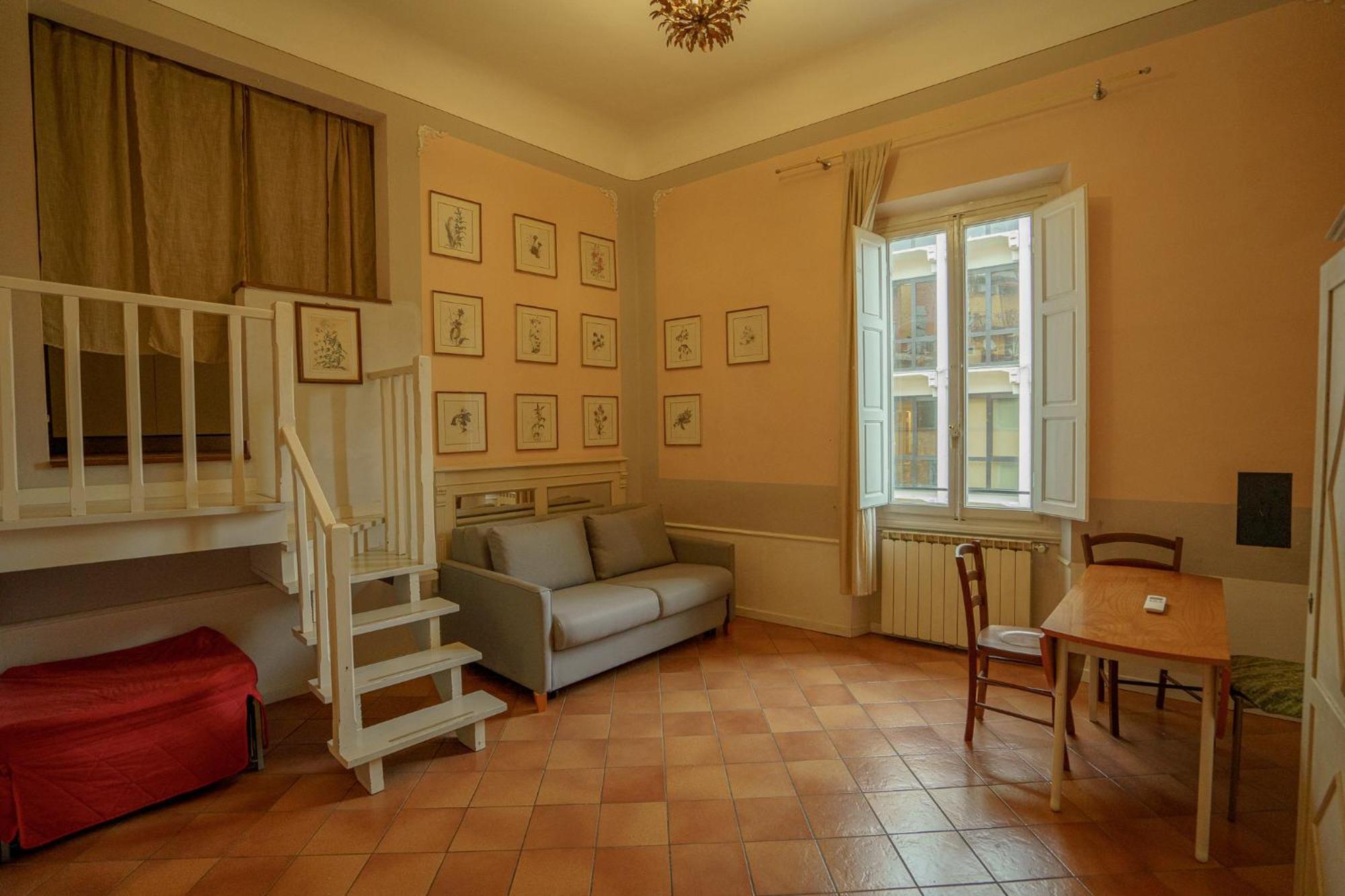 Tranquil Suite Near Museums And Train Station Флоренция Экстерьер фото
